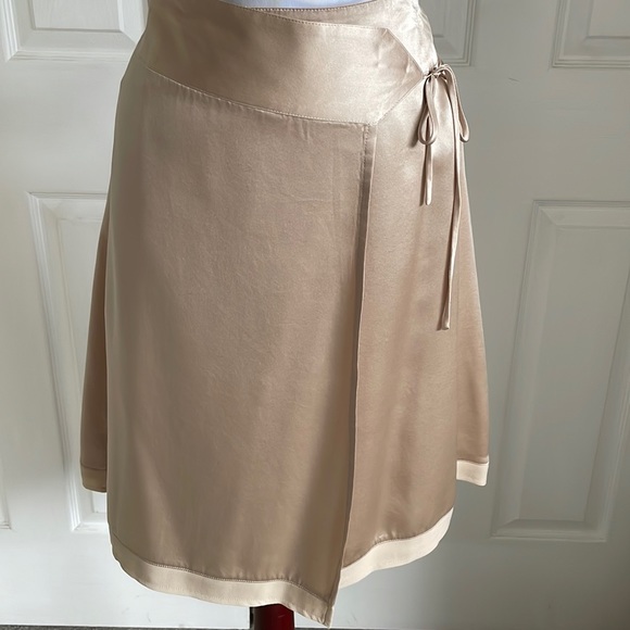 Ishyu, 6 - Picture 1 of 5